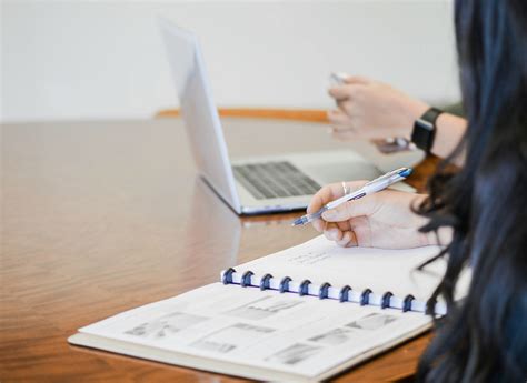 How Many Sources Should a Research Paper Have? — Otio Blog