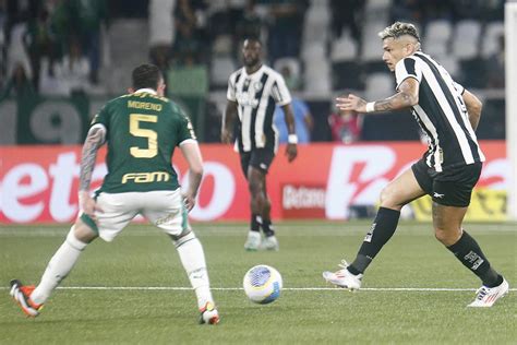 Primeira Chegada Para Defini O De Jogo Contra Botafogo E