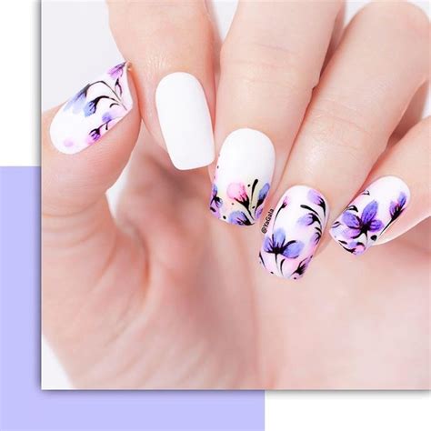 Épinglé sur nail art aquarelle Idées vernis à ongles Vernis à ongles