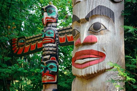 Every Totem Pole Tells A Story Ancient Origins