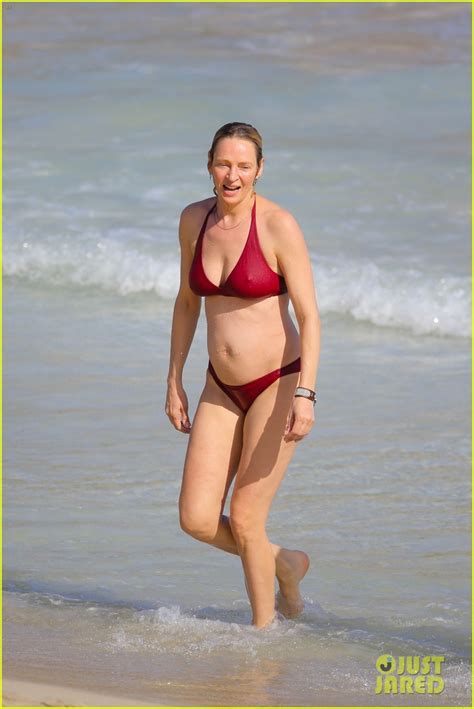 Uma Thurman Shows Off Her Bikini Body In St Barts Photo 3326622