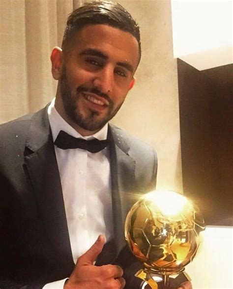 Photo Ryad Mahrez Lors De La C R Monie Du Ballon D Or