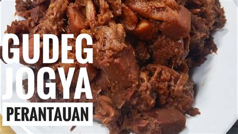 GUDEG JOGYA PERANTAUAN MERAH TANPA DAUN JATI Masakan Indonesia