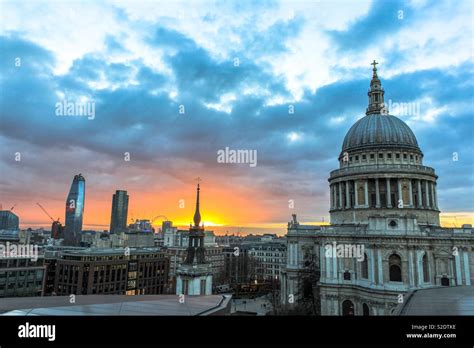 London Skyline at Sunset Stock Photo - Alamy