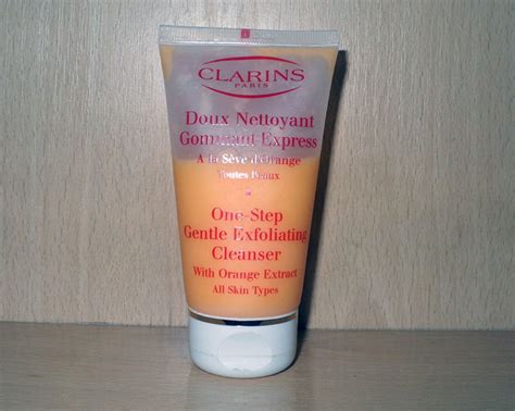 Clarins One Step Gentle Exfoliating Cleanser Review | MakeUp4All