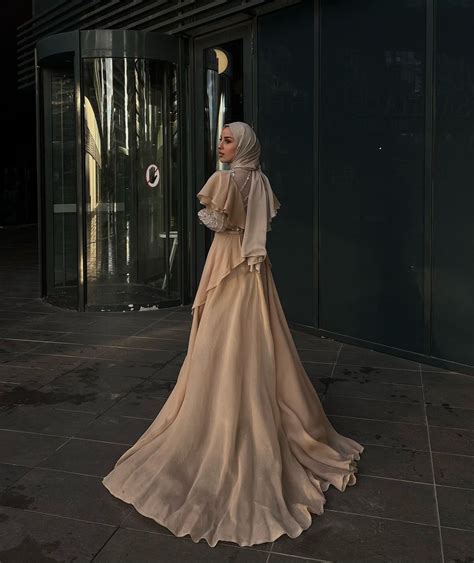 Hijab Styling Ideas To Wear On A Fall Wedding Hijab Style