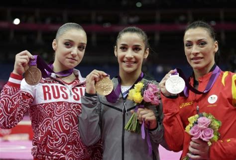 Aly Raisman Wins Gold In Olympic Floor After Bronze In Beam Olympics