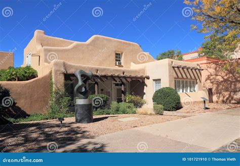 Thomas Hewitt Real House