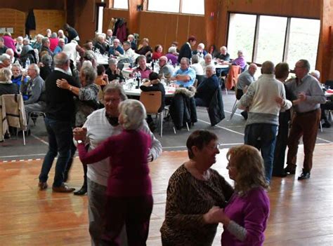 Tival Clairefontaine Le Traditionnel Repas Des Seniors Se Termine Sur