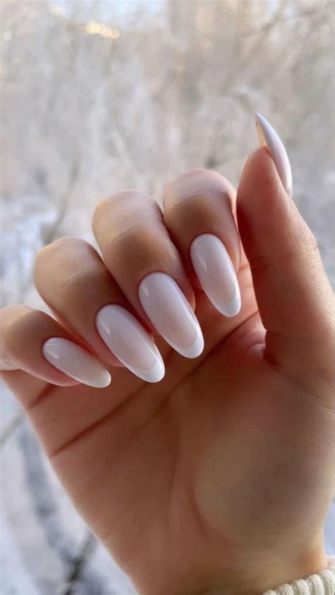 Pin By Noor On Pins By You Almond Acrylic Nails Acrylic Nails Nude