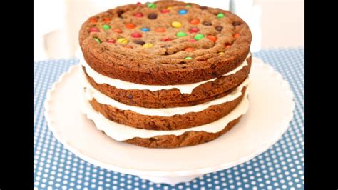 Chocolate Chip Cookie Cake Gemmas Bigger Bolder Baking Episode 2