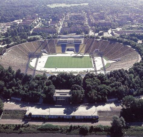 Old Football Stadiums - Photos | Page 14 | FollowFollow.com