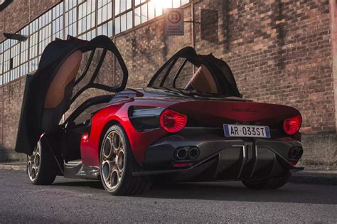 Alfa Romeo 33 Stradale Supercar Revealed, Has Twin-Turbo V6 Making ...