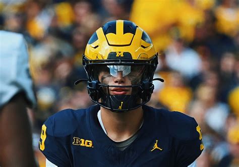 JJ McCarthy On Track To Make Michigan Football History - Sports ...