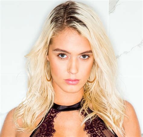 Athena Palomino Age Height Bio Wiki Net Worth Onlyfans Videos