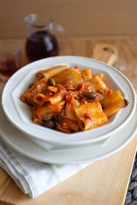 Paccheri Con Olive Taggiasche E Filetti Di Tonno Blog Spaghetti Al