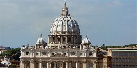 El Vaticano Condena Por Primera Vez A Cárcel A Un Sacerdote Por Abusos