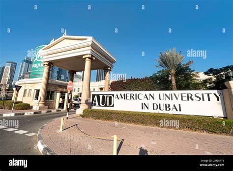 American university in dubai hi-res stock photography and images - Alamy