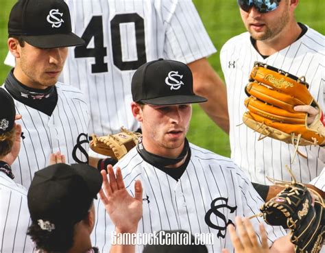 Jordan Kerry Dominate In South Carolina Gamecocks Baseballs Series Clinching Win Over Florida