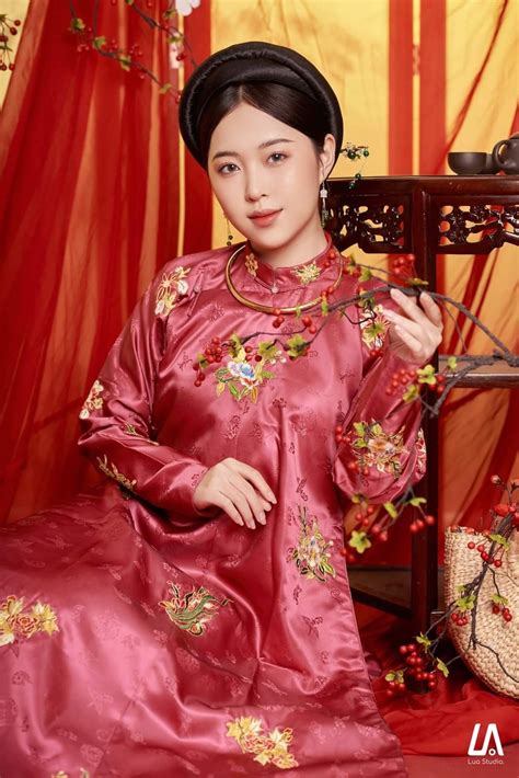 [vietphuc 🇻🇳 • 越服] Vietnamese Nguyễn Dynasty Traditional Clothing Áo Chẽn In 2024 Ao Dai