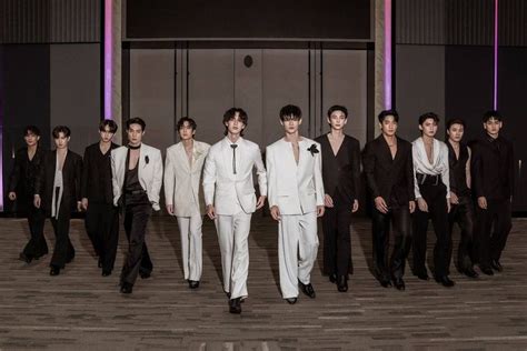 Pin By On Pitbabe In Pit Babe Actors Babes