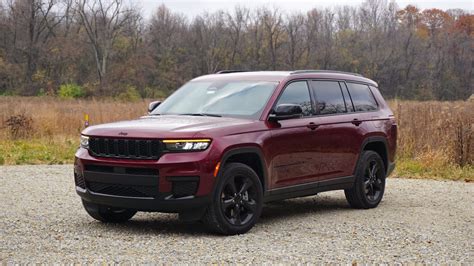 2025 Jeep Grand Cherokee Laredo Reviews: Unveiling Excellence ...