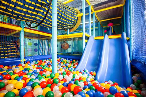 The Benefits of an Indoor Playground for Kids | Go Play Systems