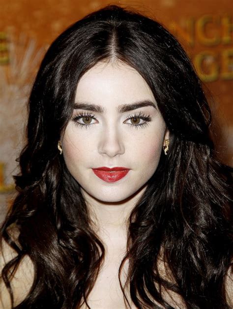 Lily Collins Certainly Does Make A Beautiful Snow White Love Her Full Brows Lily Jane Collins