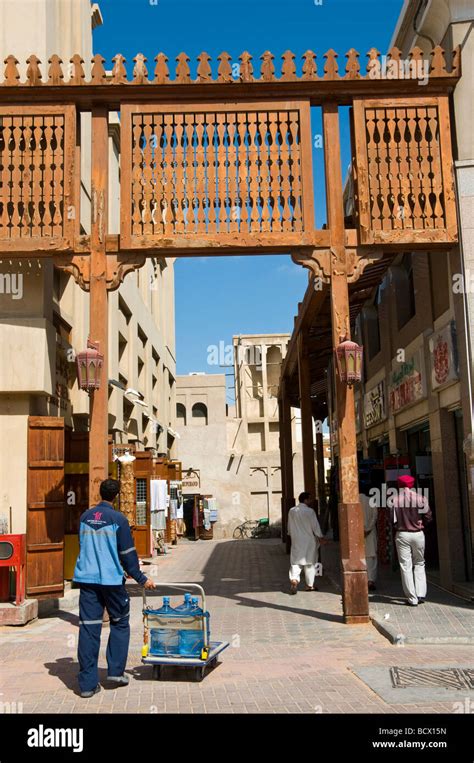 The Bur Dubai souk in Dubai Stock Photo - Alamy