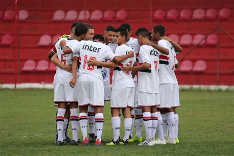 Líder São Paulo encara Oeste pelo Paulista Sub 20 SPFC