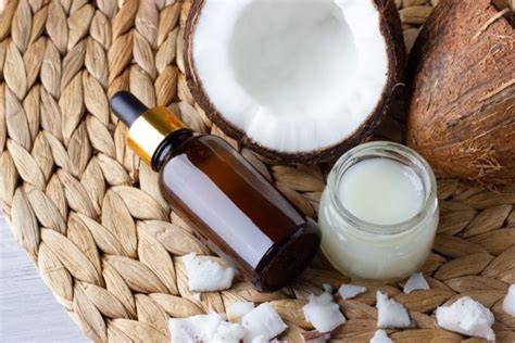 The Best Coconut Oils For Hair Moisture Us Weekly