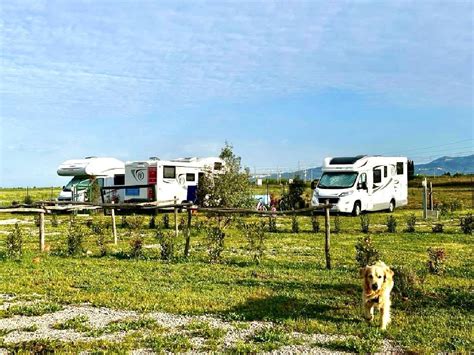 Area Sosta Camper Agricampeggio Rio Verde A Piombino In Via Della Base