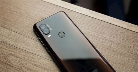 Motorola One Vision é oficializado Exynos 9609 e câmera dupla