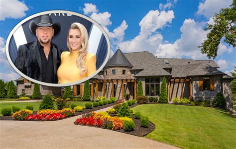 Take A Peek At Jason Aldeans Former Estate Outside Of Nashville Video