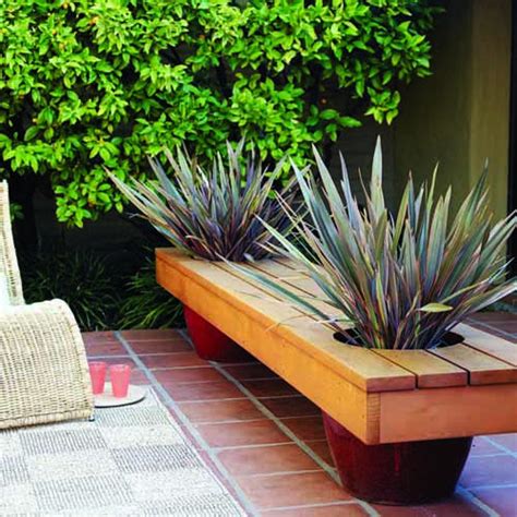 9 Diy Planter Benches For Your Outdoor Spaces Shelterness