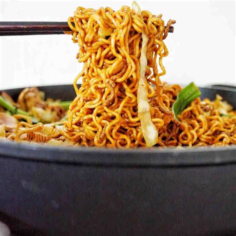 Beef Noodle Stir Fry - Sweet Caramel Sunday