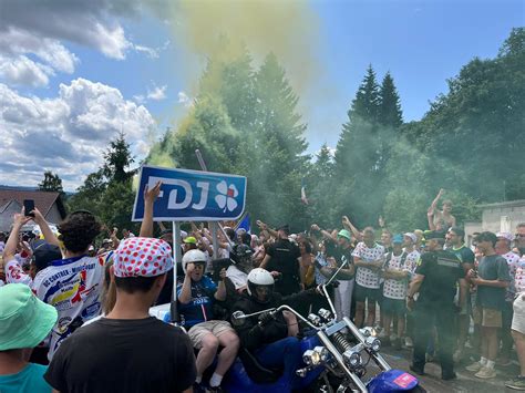 Photos Tour De France Une Ambiance De Folie Dans Les Cols Des Vosges