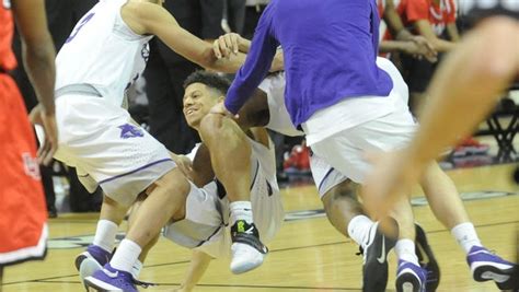 Ricks' halfcourt shot lifts ACU men over Lamar