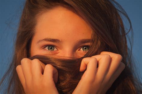 Fondos De Pantalla Cara Modelo Fotografía Máscara Azul Gris