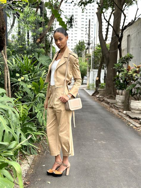 Bolsa Transversal Nude Quadrada JUÁ CONCEPT Bolsas Clutch