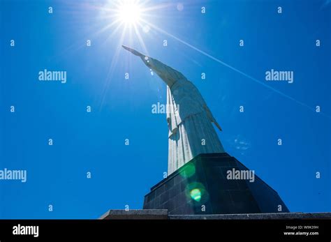 Christ the redeemer statue Fotos und Bildmaterial in hoher Auflösung