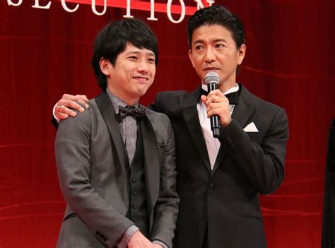 木村拓哉：後輩・二宮和也は「信頼できる共演者」 肩組んで絶賛 Mantanweb（まんたんウェブ） 二宮 和 也 ニノ ドラマ 拓哉