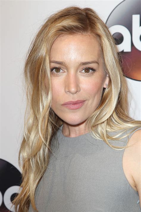 Piper Perabo – ABC Network 2016 Upfront Presentation in New York City