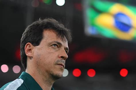 Seleção Brasileira veja a primeira convocação de Fernando Diniz Vila