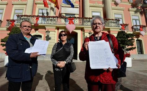 Espinardo Colapsado Presenta Casi 1 900 Firmas Contra El Plan De