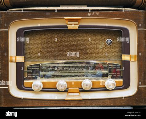 Radios Machen Fotos Und Bildmaterial In Hoher Aufl Sung Alamy