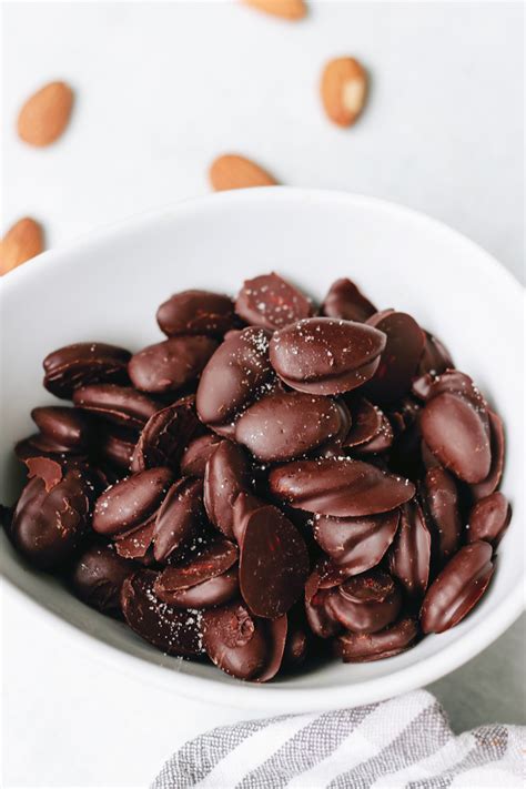 Easy Chocolate Covered Almonds Recipe