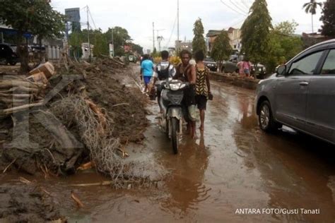 Korban Tewas Banjir Bandang Dan Tanah Longsor Sentani Capai Orang