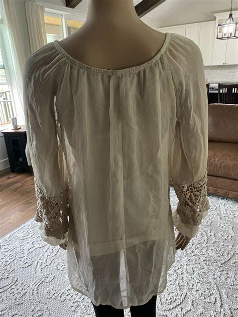 Boston Proper Womens Nude Beige Crochet Detail Blouse Gem