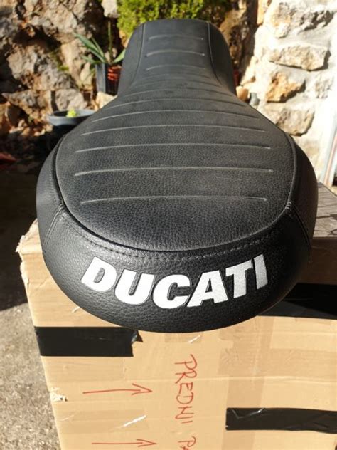 Ducati Sjedalo Za Motor